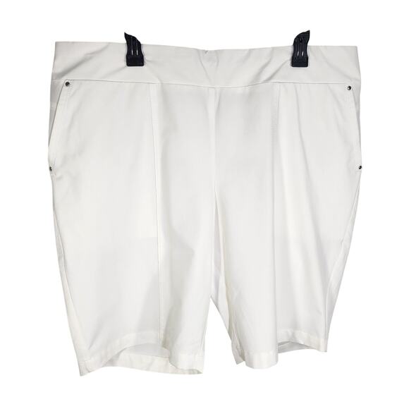 Chico's Zenergy Womens Neema Ava Shorts Size 3.5 US XL 18 Optic White Bermuda - Picture 1 of 8